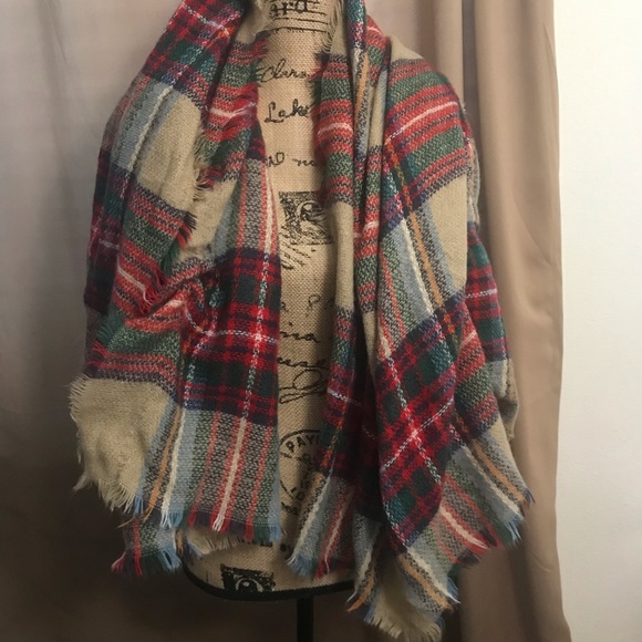 ModCloth blanket scarf - Picture 3 of 4
